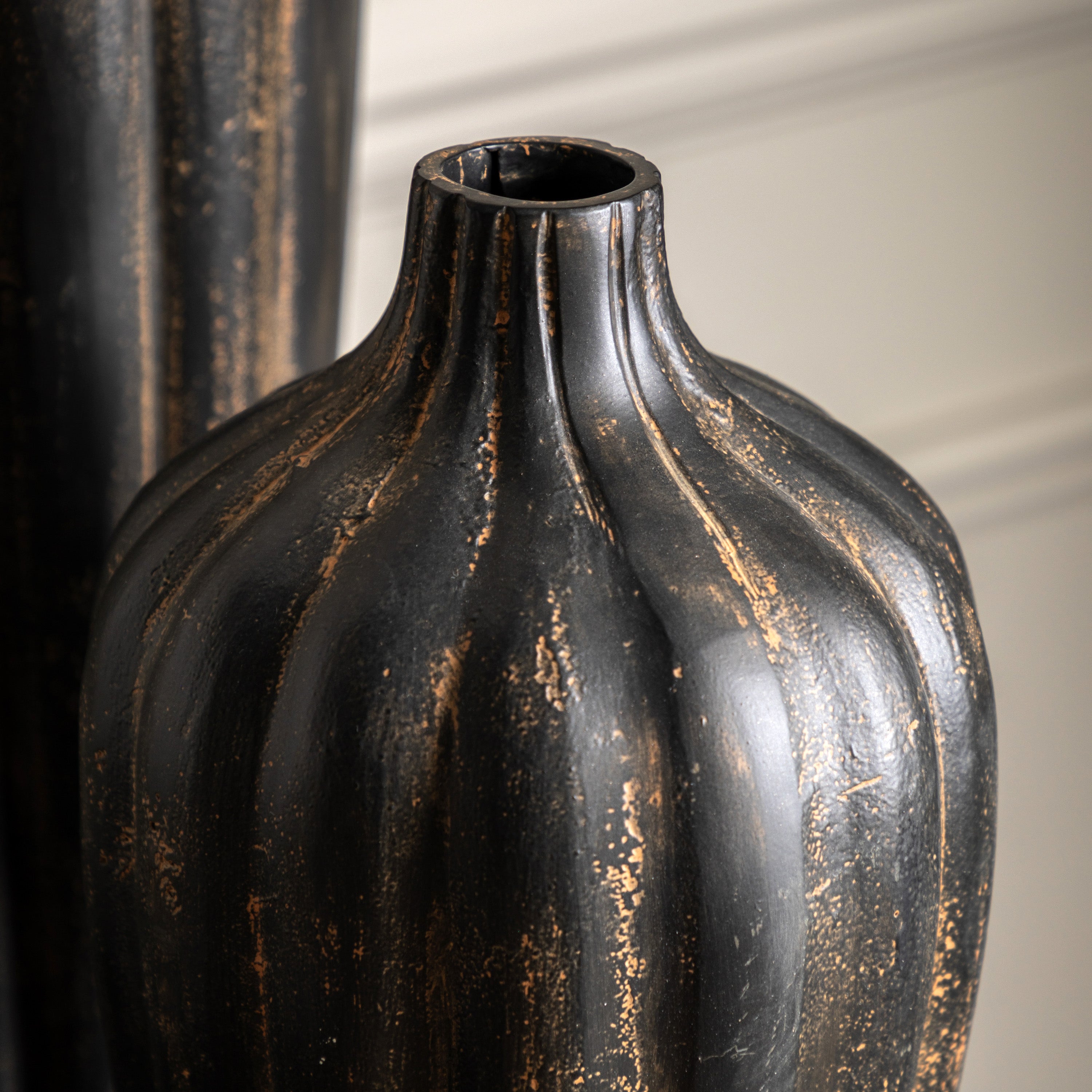 Set of 2 Ezra Ribbed Metalic Black Vase